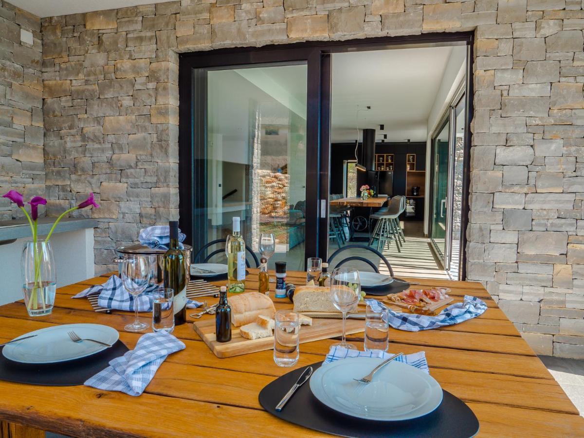 Ca Veia Villa เวอร์บนิค ภายนอก รูปภาพ